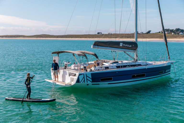 luxury-sailing-yachts-dufour-470-boat-photo-anchorage-7