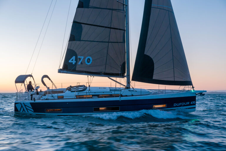 luxury-sailing-yachts-dufour-470-boat-photo-sail-10